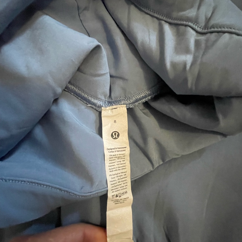 lululemon Full Flourish Pullover as 8 blue willow luxtreme funnel neck$128 - Picture 4 of 7